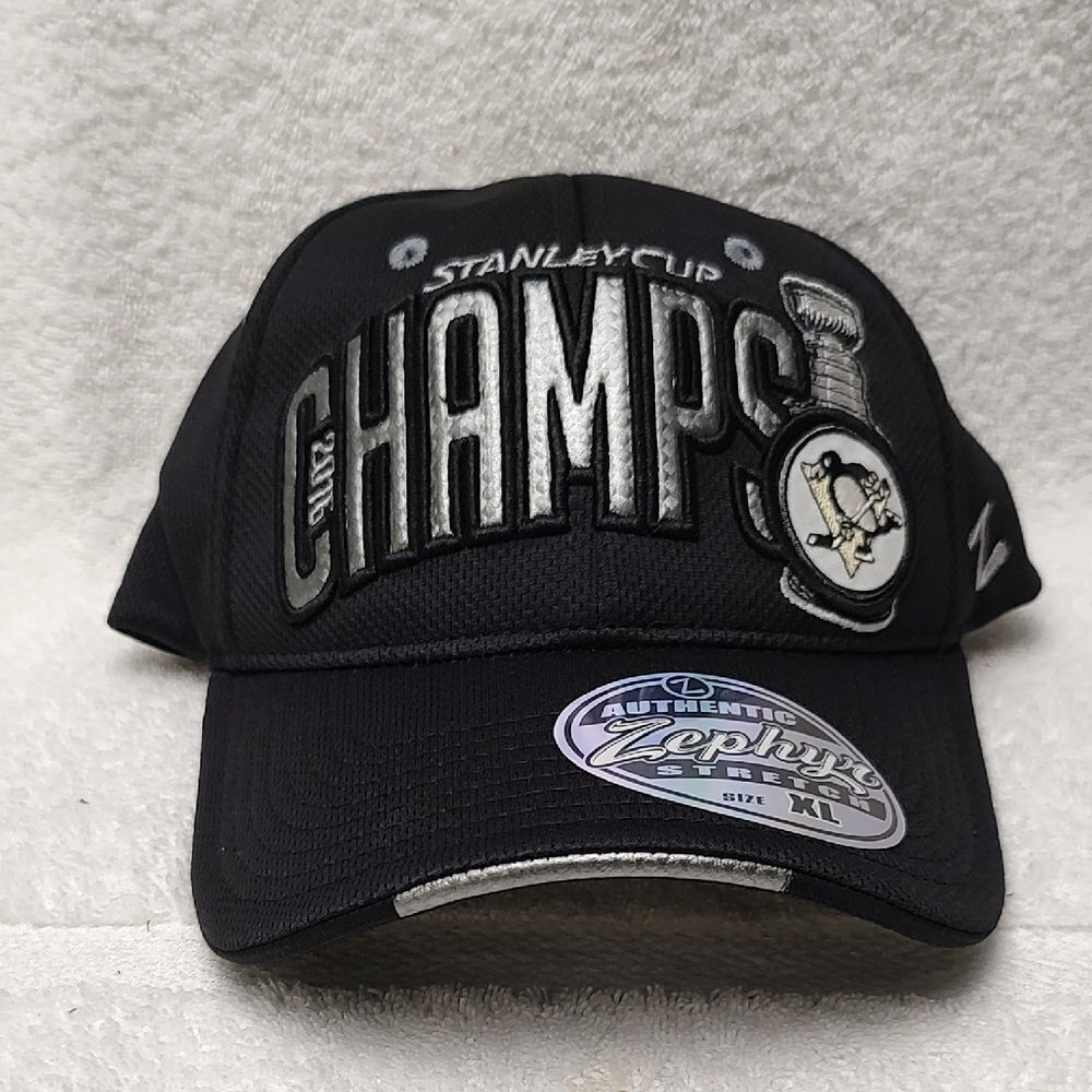 Zephyr Pittsburgh Penguins 2016 Champs XL Stretchfit Hat - New